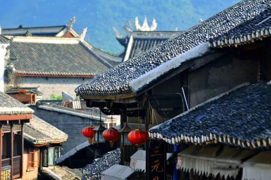 层层恐惧